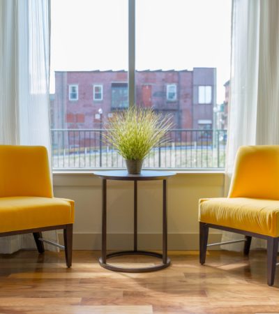 Les deux chaises – Outil clinique